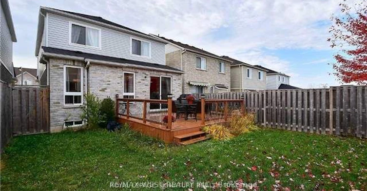 116 Silverwood Circle, Ajax, ON, L1Z 0A2 - 2
