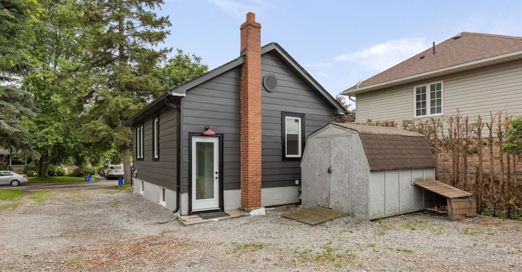 1-310 Muriel Avenue, Oshawa, ON, L1J 2W9