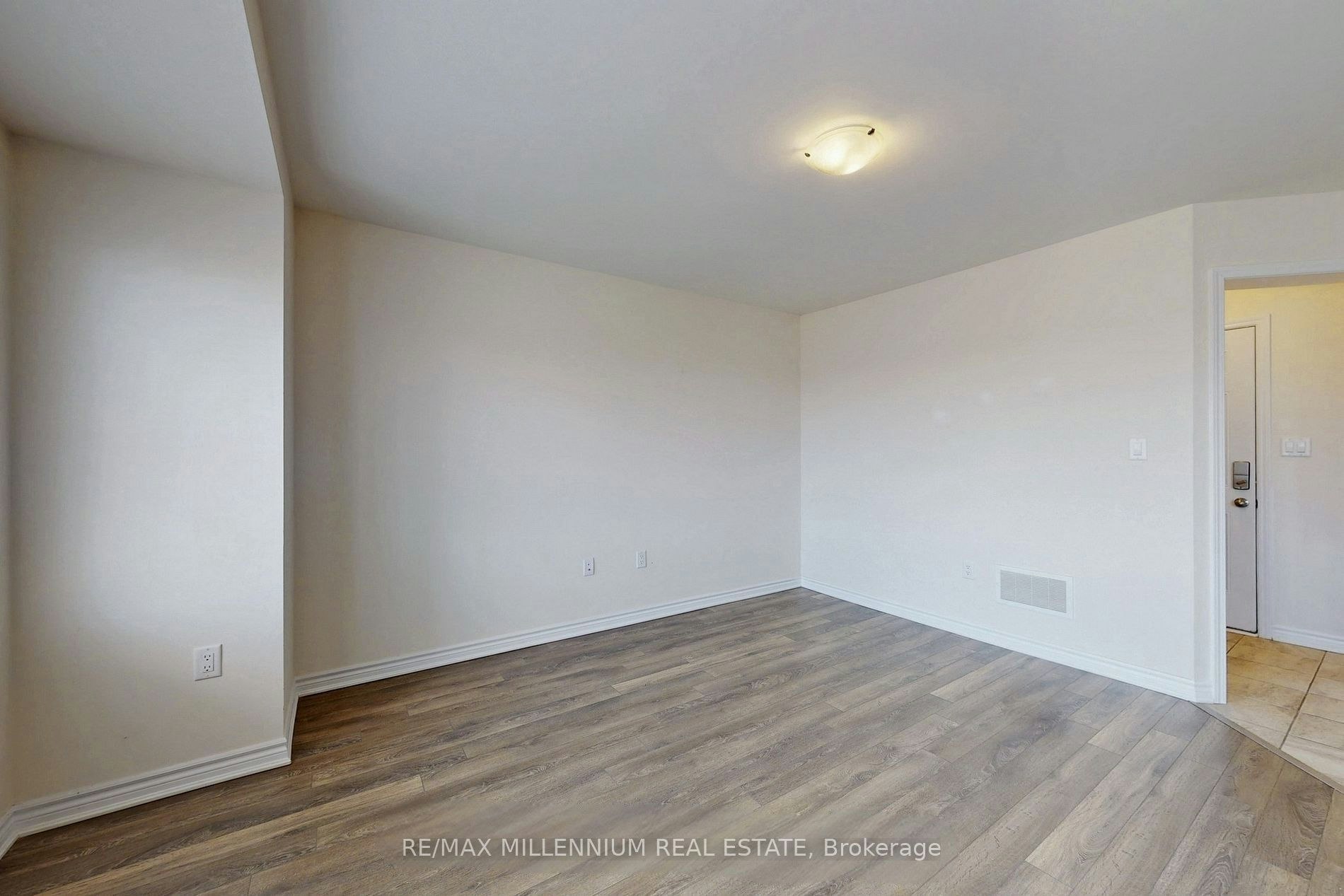 1017 Cameo Street, Pickering, ON, L1X 0G3 - 9