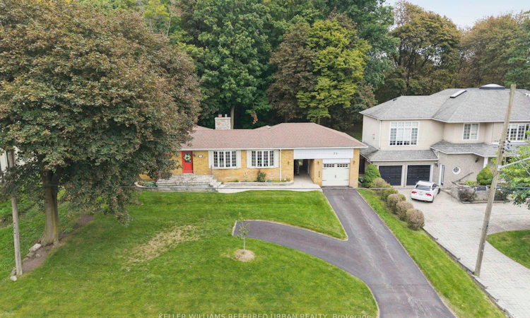 71 Agincourt Drive