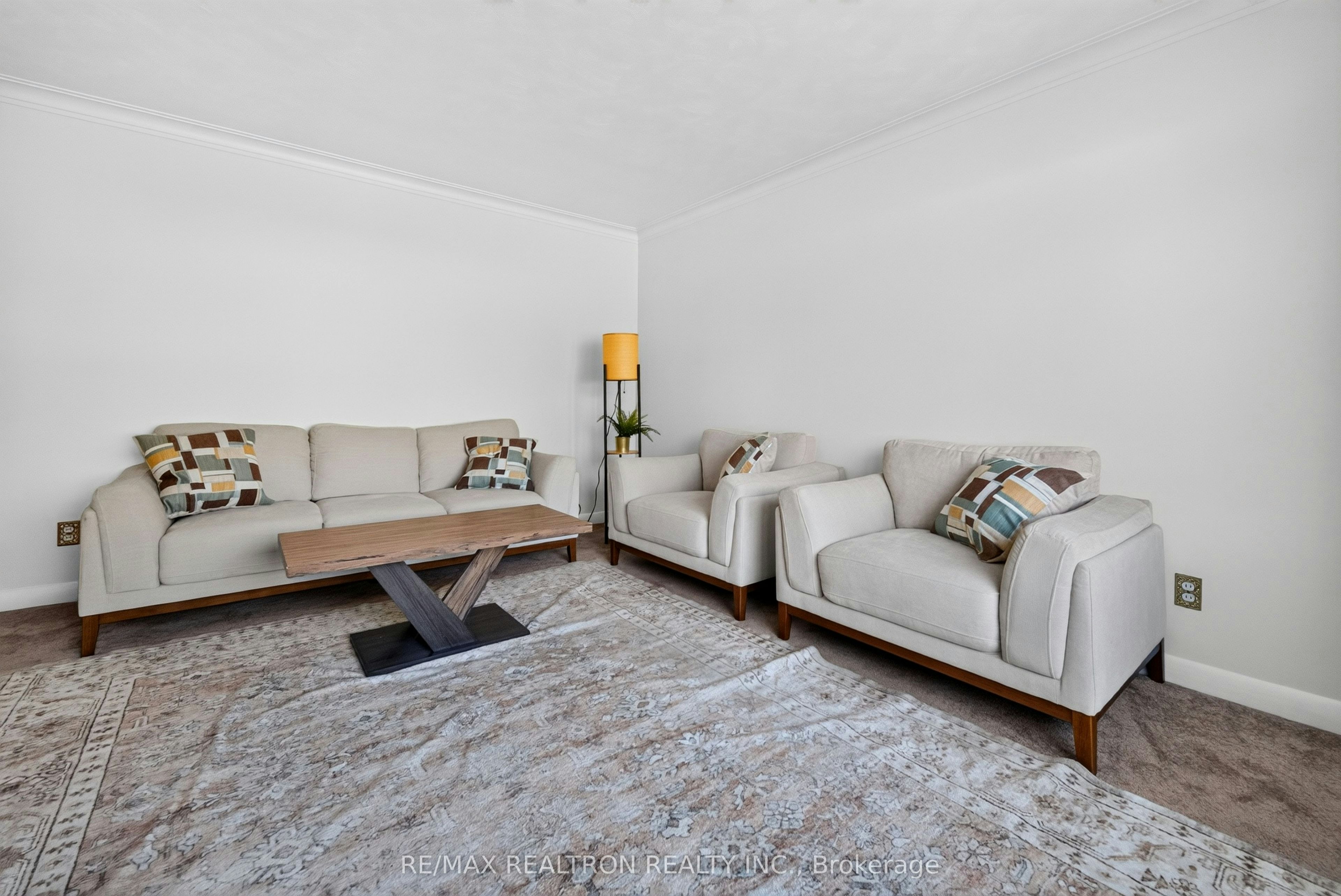 32 Linton Avenue, Ajax, ON, L1T 2X6 - 5