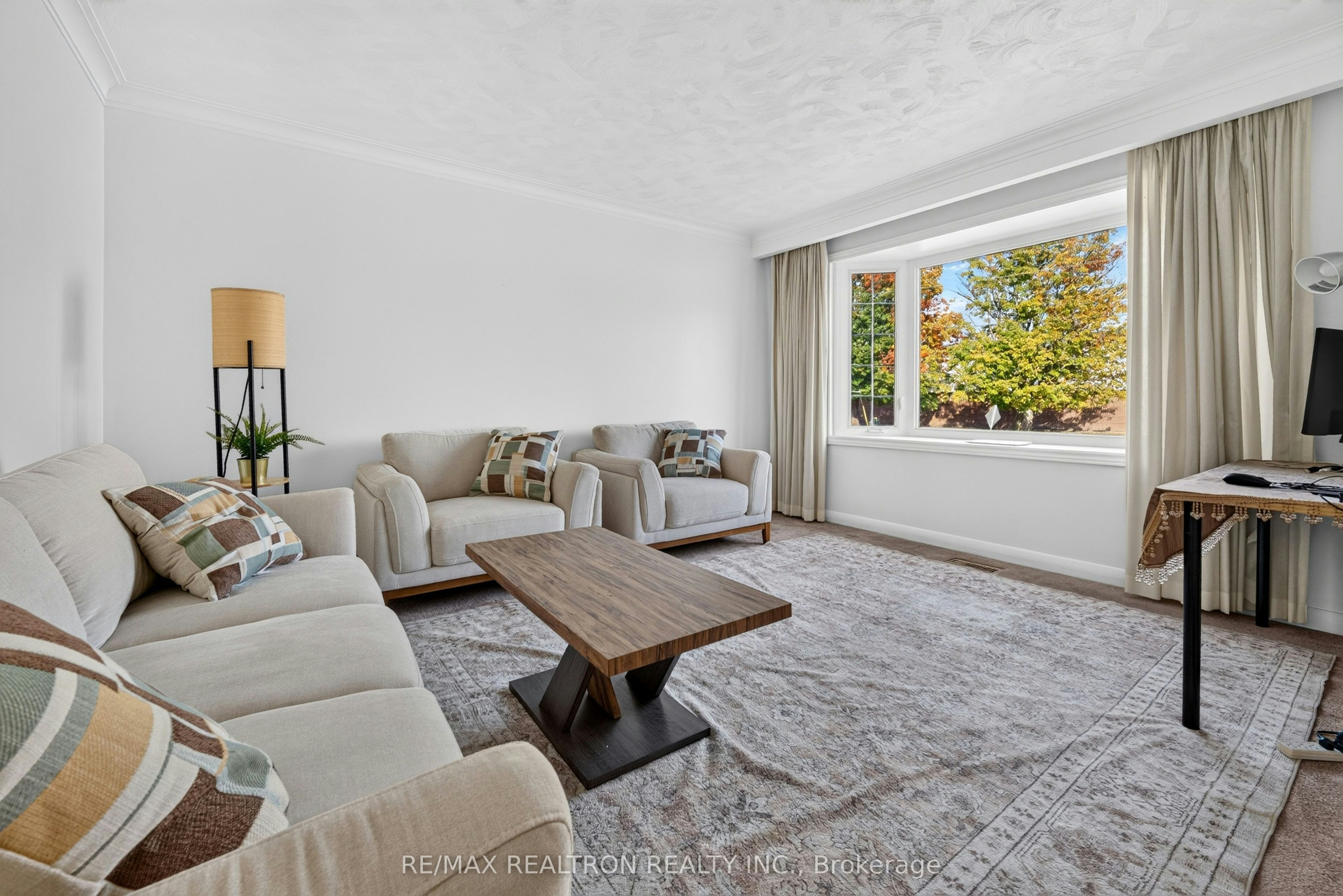32 Linton Avenue, Ajax, ON, L1T 2X6 - 6