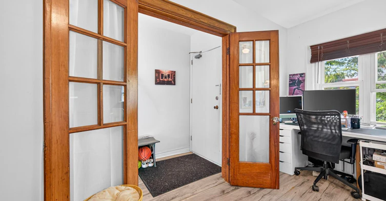 Main-387 Leslie Street, Toronto, ON, M4M 3E3 - 2