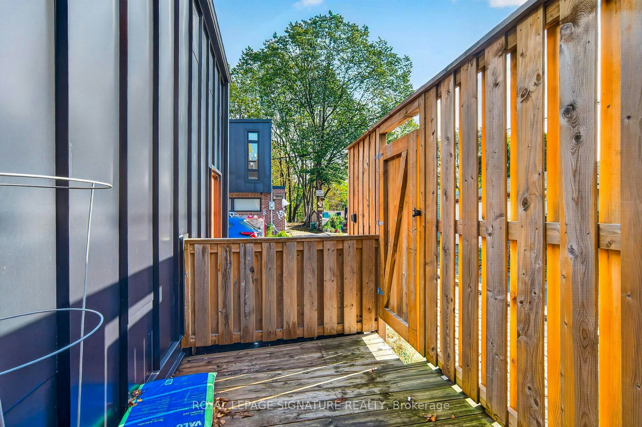 Main-387 Leslie Street, Toronto, ON, M4M 3E3 - 19