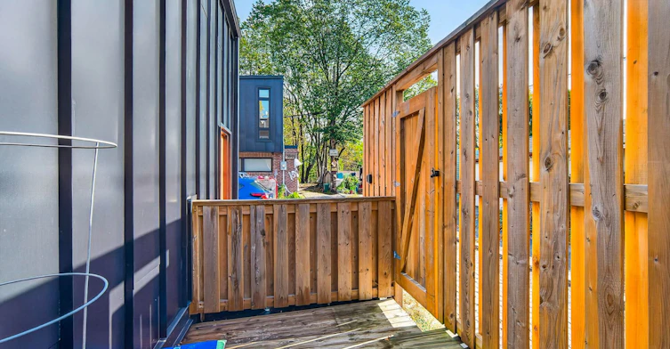 Main-387 Leslie Street, Toronto, ON, M4M 3E3 - 19