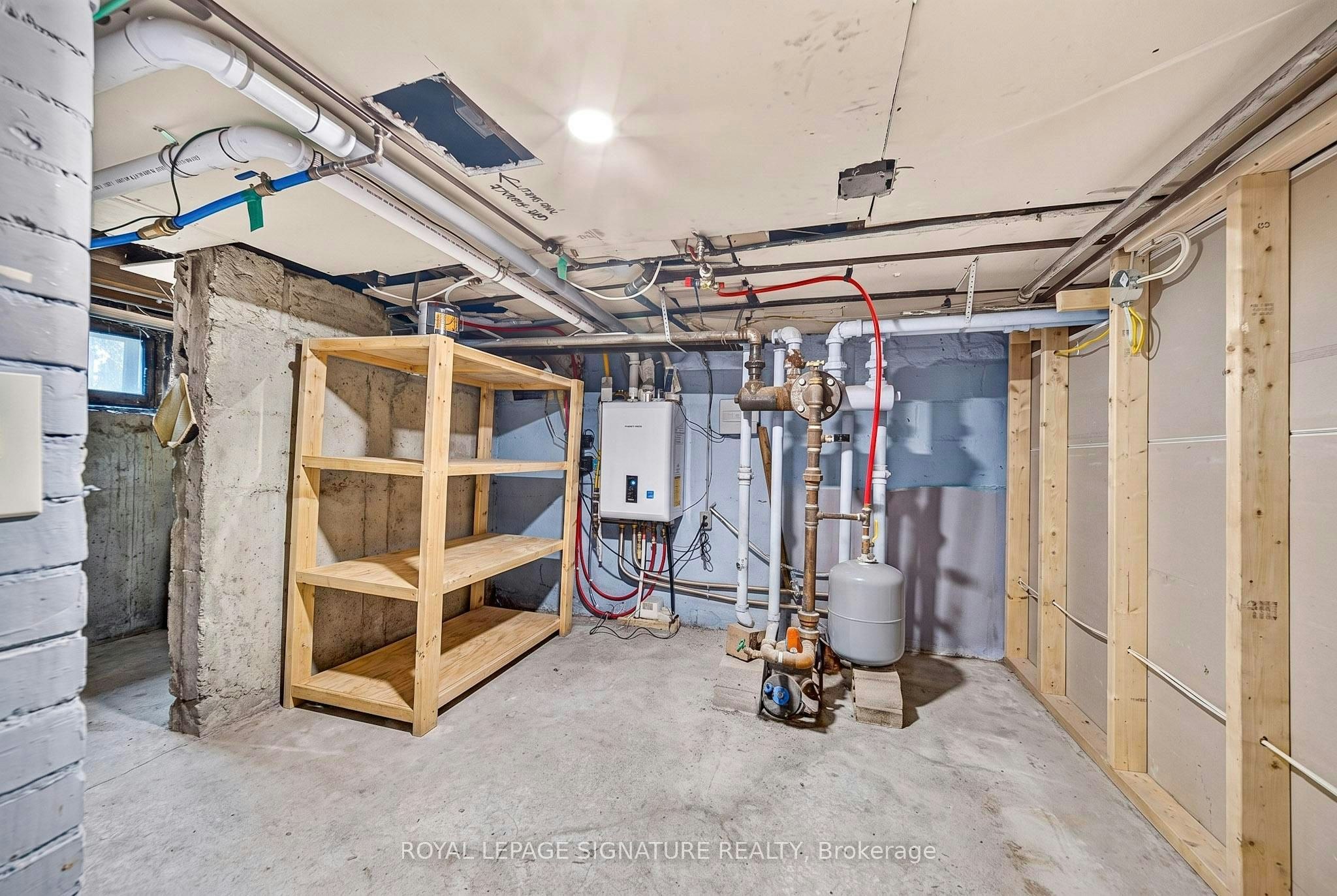Main-387 Leslie Street, Toronto, ON, M4M 3E3 - 17