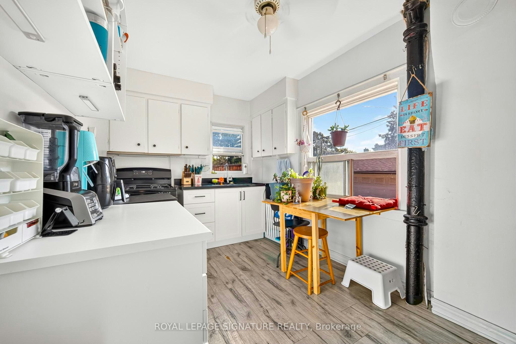 Main-387 Leslie Street, Toronto, ON, M4M 3E3 - 9