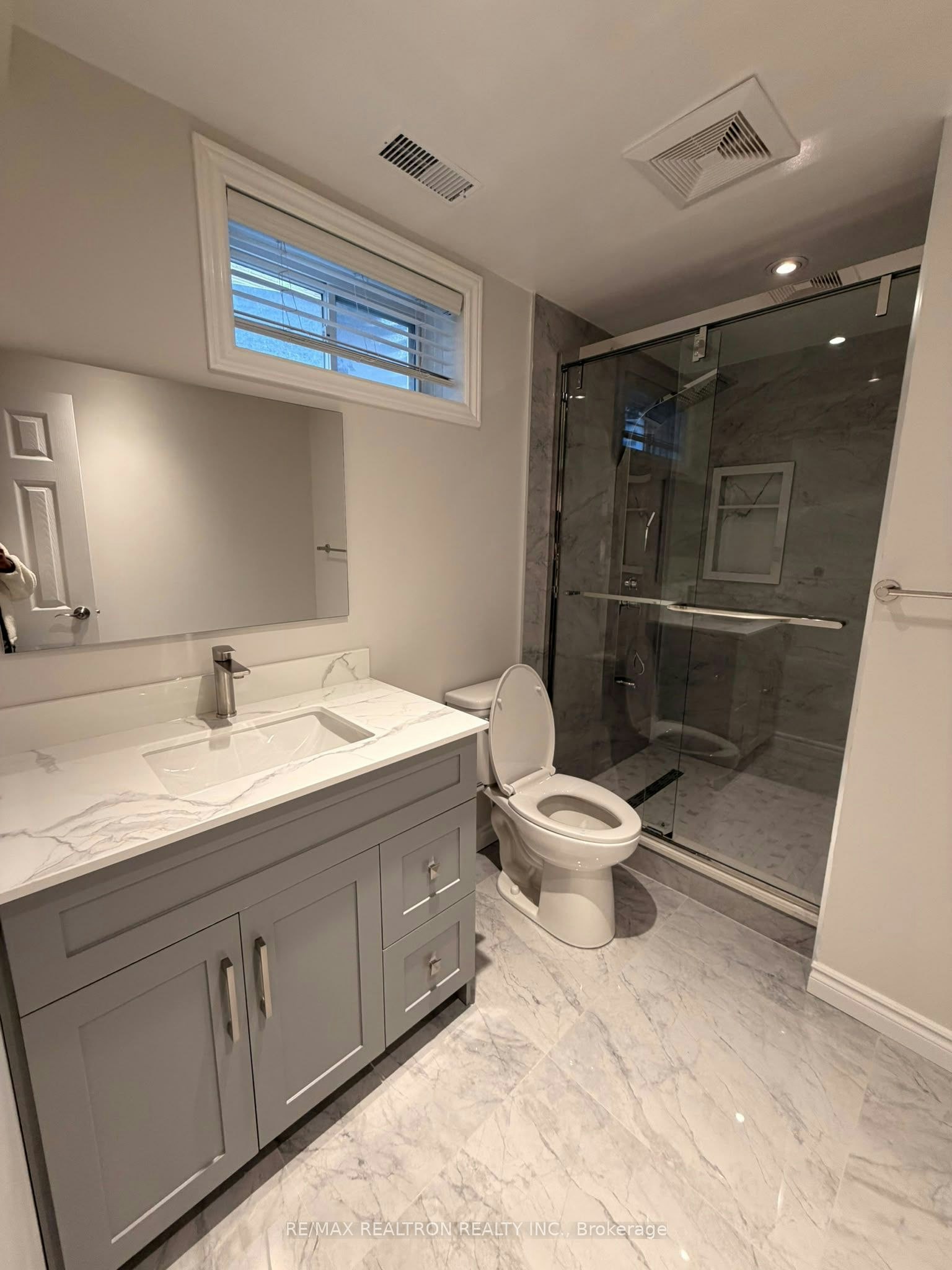 105 Chatfield Drive, Ajax, ON, L1T 2J2 - 10