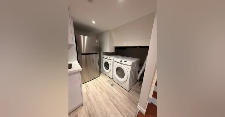 105 Chatfield Drive, Ajax, ON, L1T 2J2 - 6