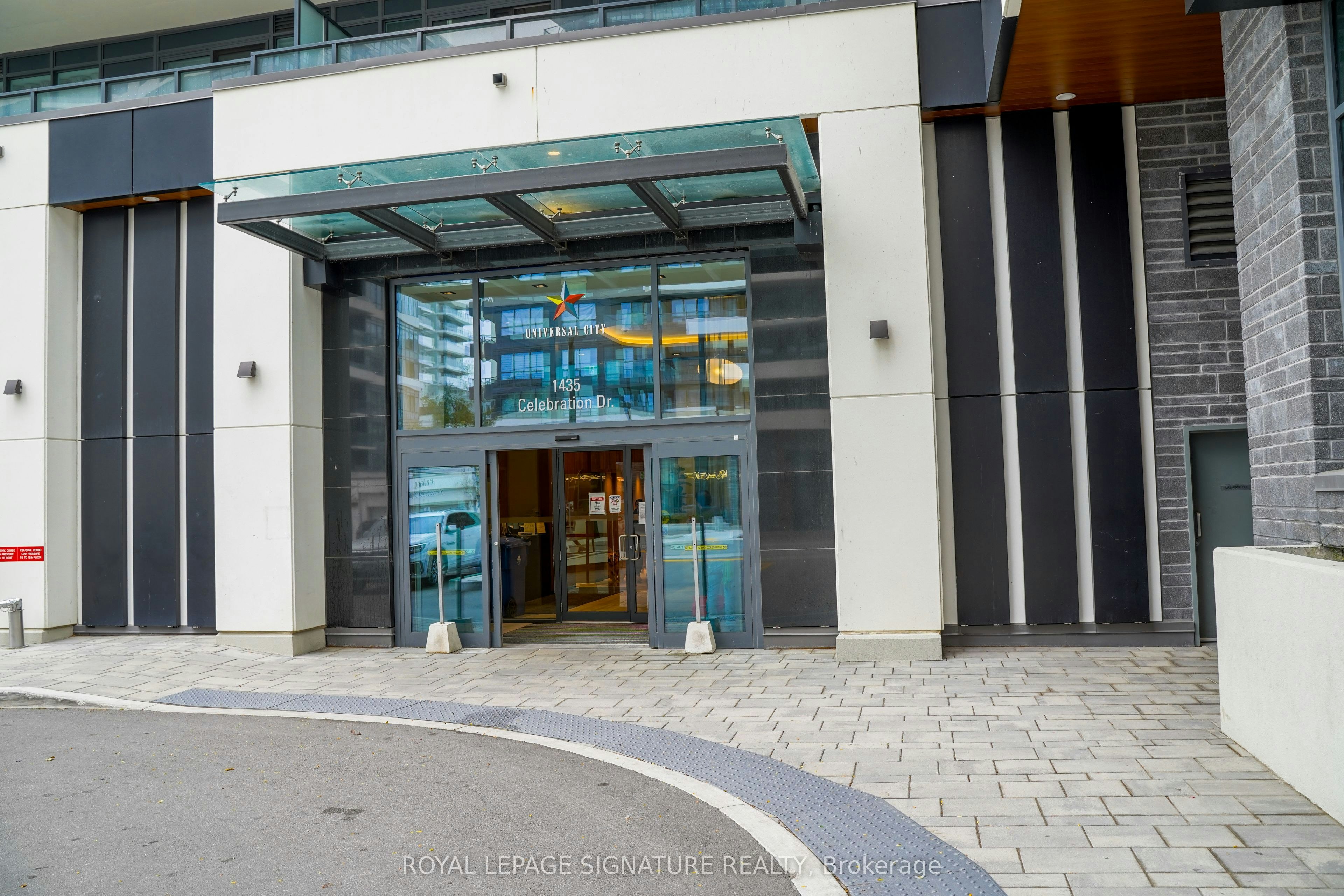 2308-1435 Celebration Drive, Pickering, ON, L1W 0C4 - 2