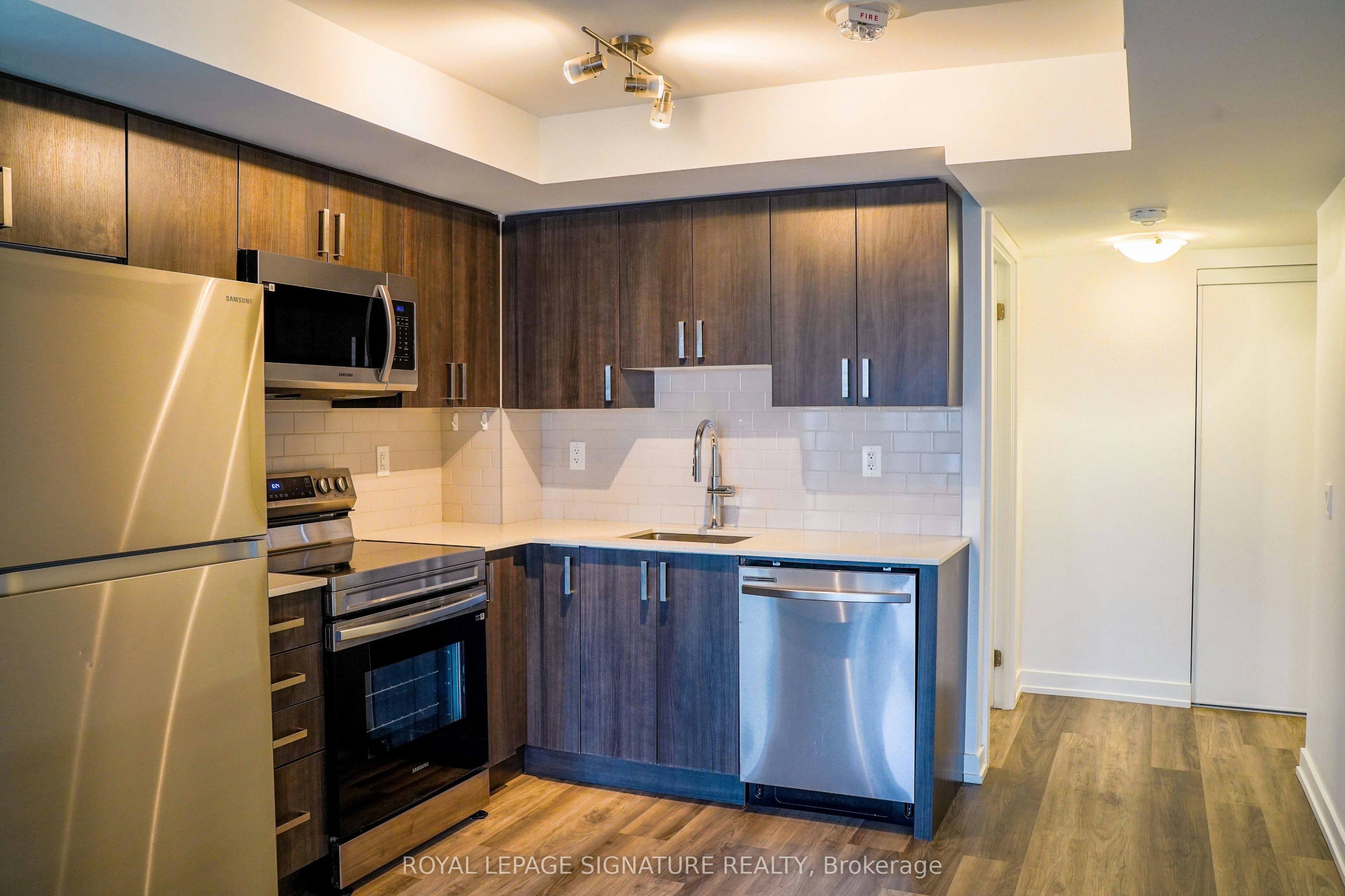 2308-1435 Celebration Drive, Pickering, ON, L1W 0C4 - 4