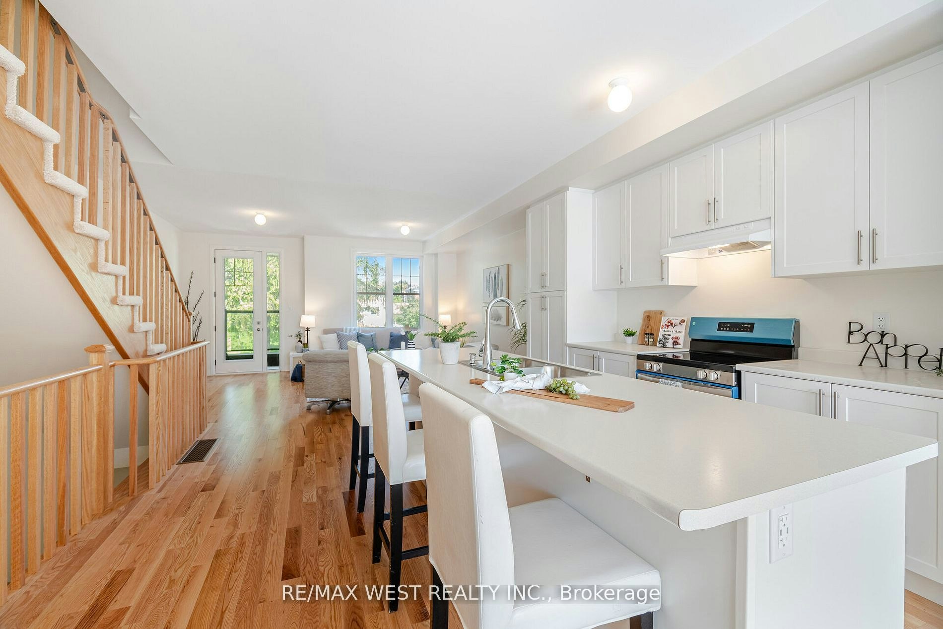 1563 Green Road, Clarington, ON, L1C 7E5 - 6