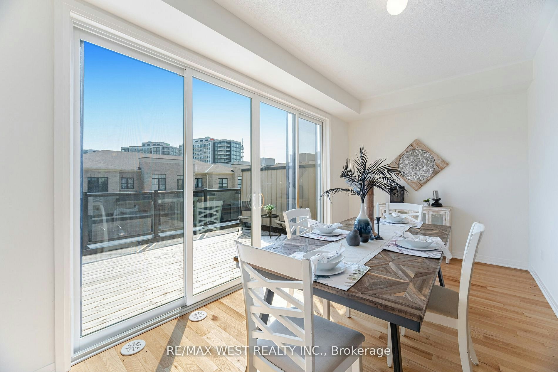 1563 Green Road, Clarington, ON, L1C 7E5 - 29