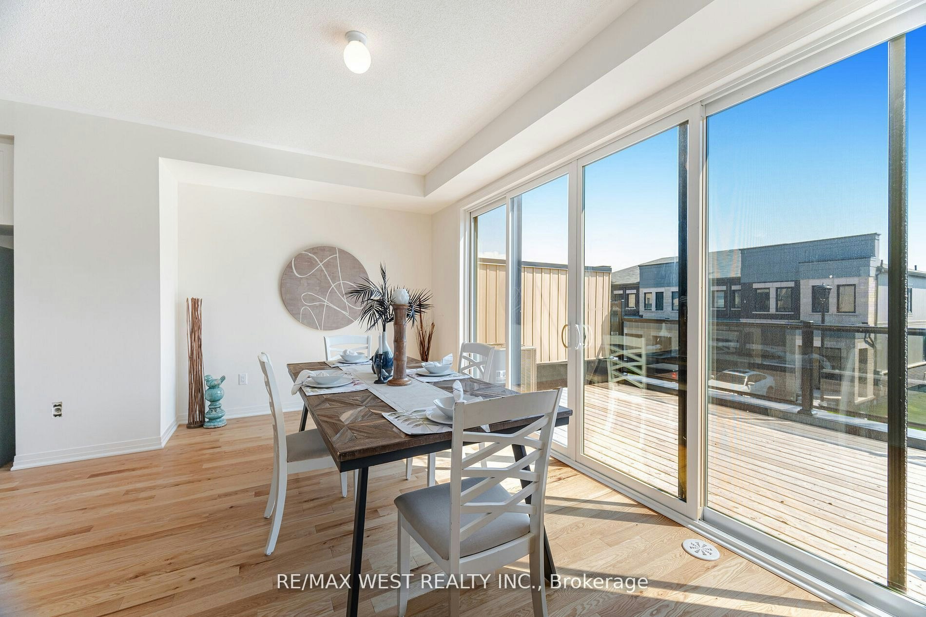 1563 Green Road, Clarington, ON, L1C 7E5 - 23