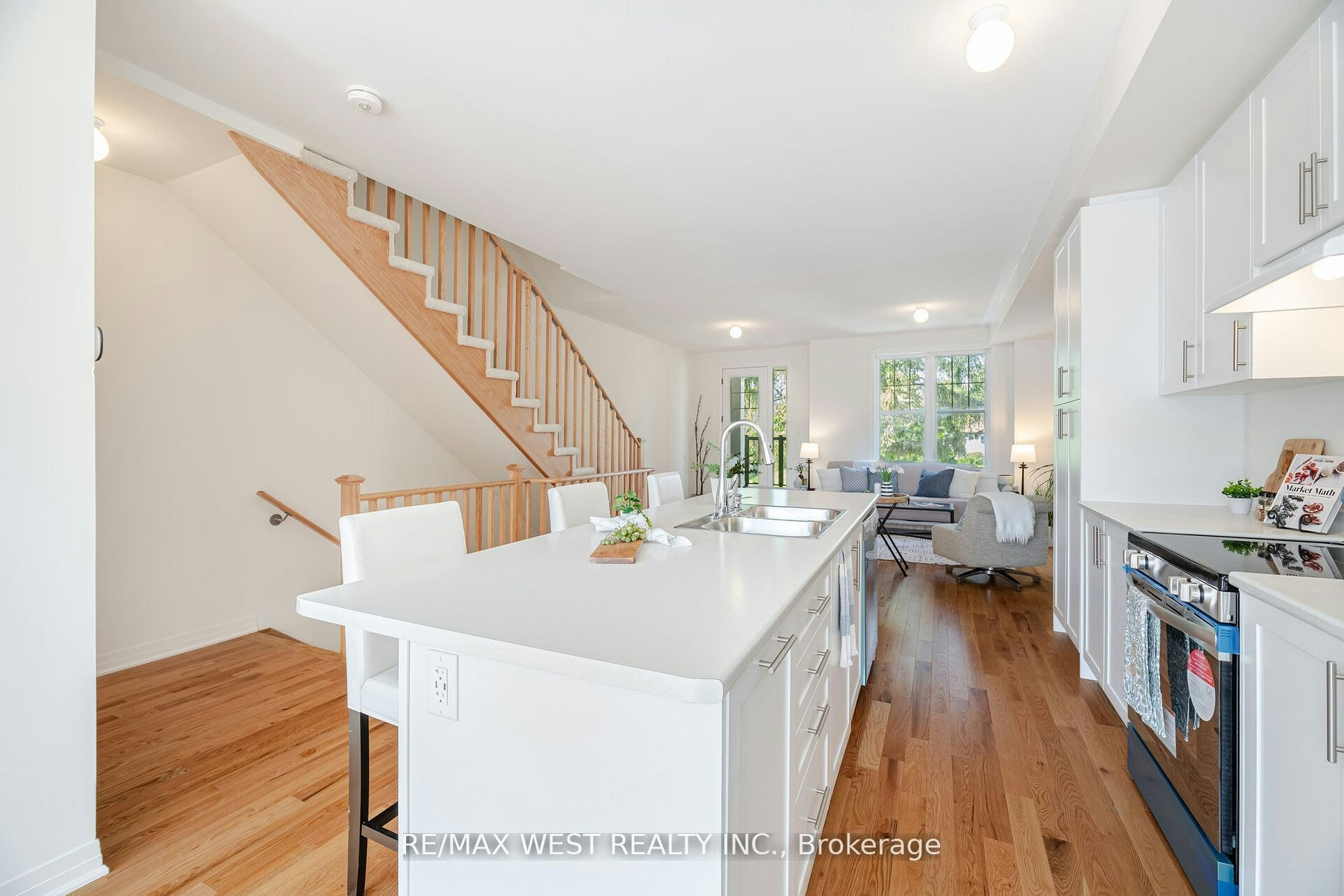 1563 Green Road, Clarington, ON, L1C 7E5 - 12