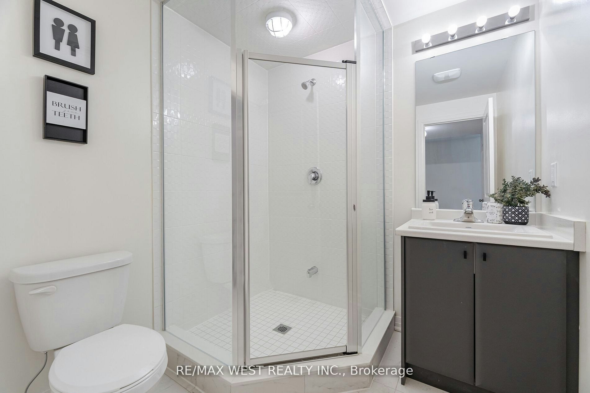 1563 Green Road, Clarington, ON, L1C 7E5 - 18