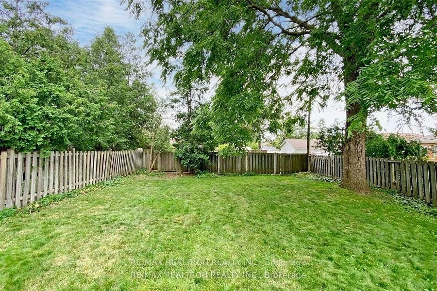 3151 St Clair Avenue E, Toronto, ON, M1L 1V4 - 37