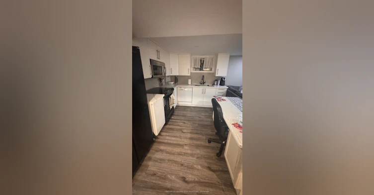 108 Crocus Drive, Toronto, ON, M1R 4T1 - 9