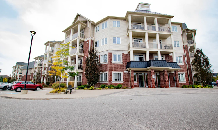 425-80 Aspen Springs Drive