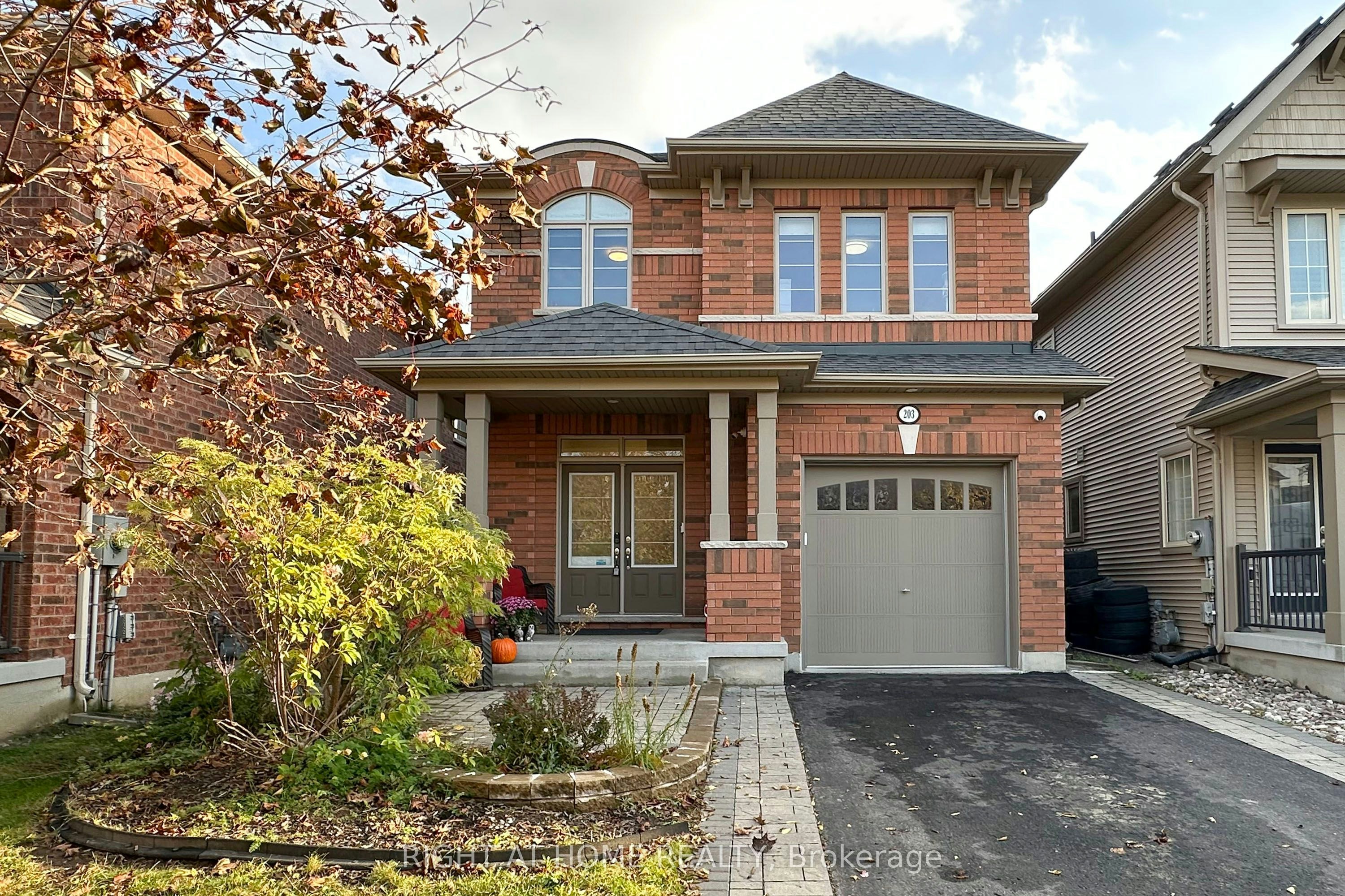 203 Lady Angela Avenue, Oshawa, ON, L1L 0K3