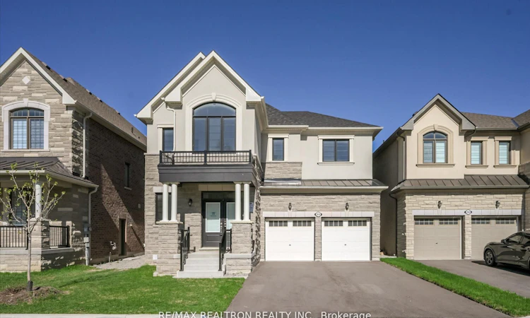 2858 Foxden Square