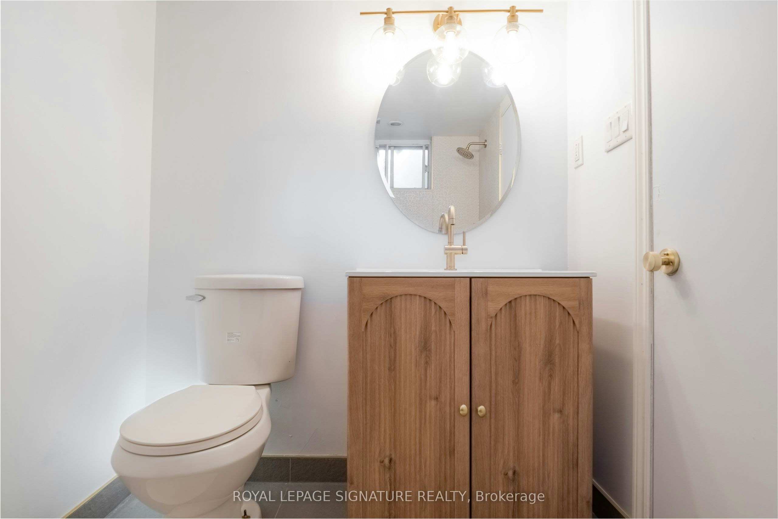 LOWER-659 Woodbine Avenue, Toronto, ON, M4E 2J3 - 23