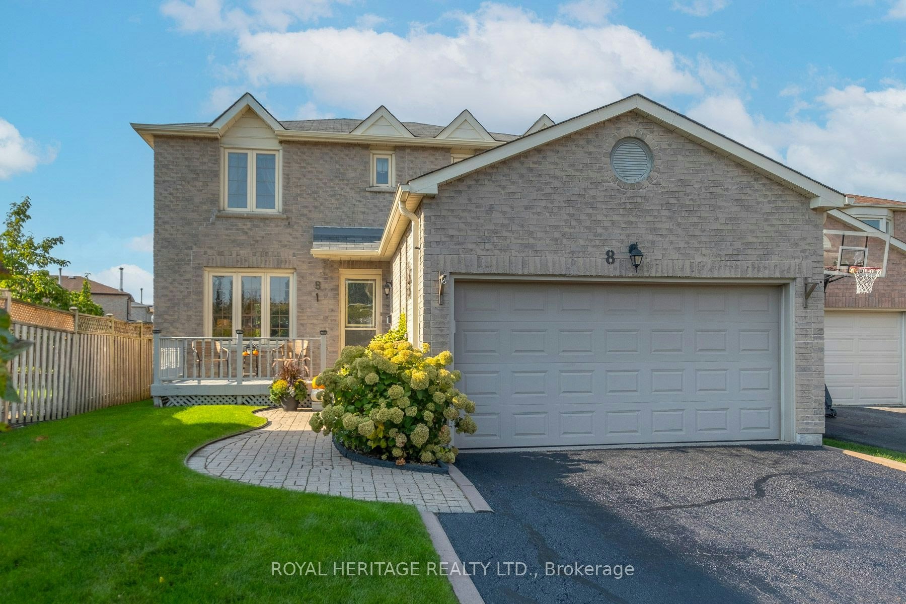 8 Dakin Drive, Ajax, ON, L1T 2R7