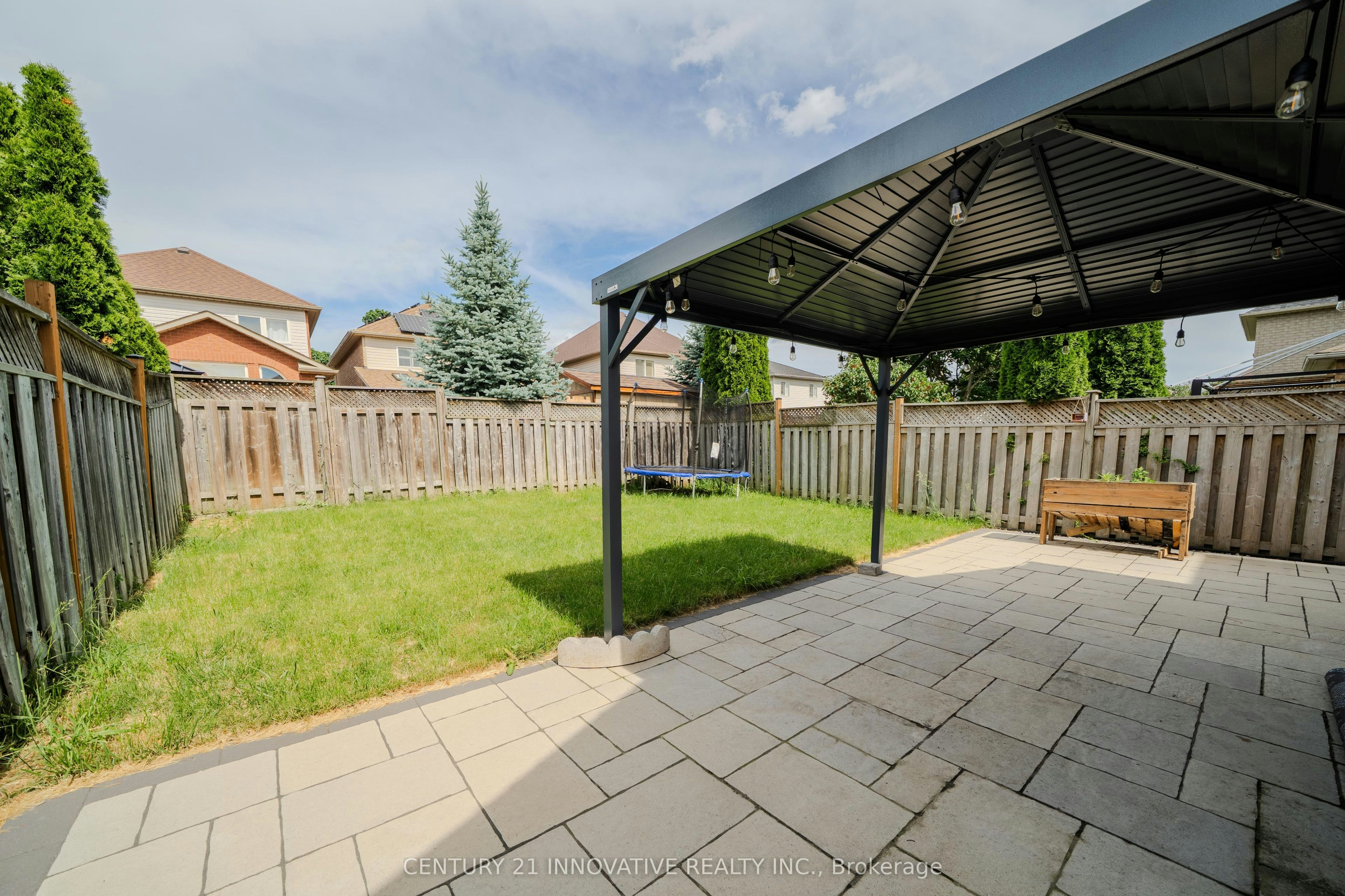 30 Castle Green Drive, Whitby, ON, L1R 2P9 - 44