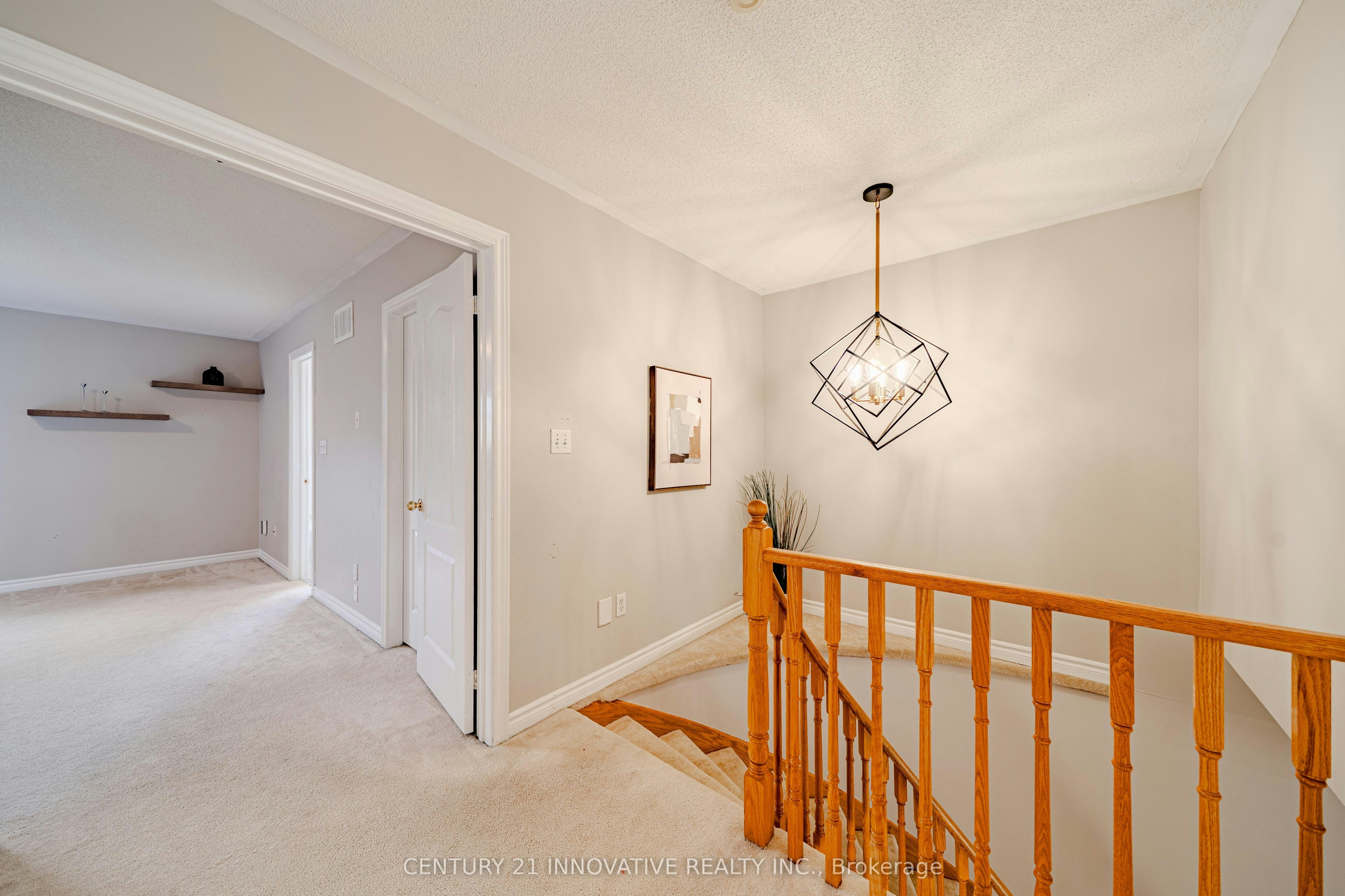 30 Castle Green Drive, Whitby, ON, L1R 2P9 - 24