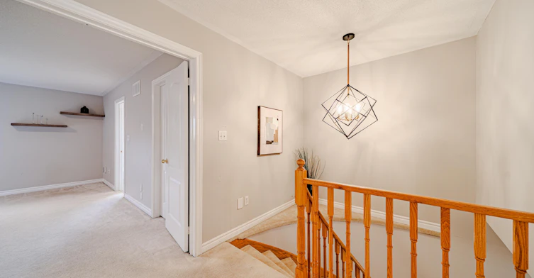 30 Castle Green Drive, Whitby, ON, L1R 2P9 - 24