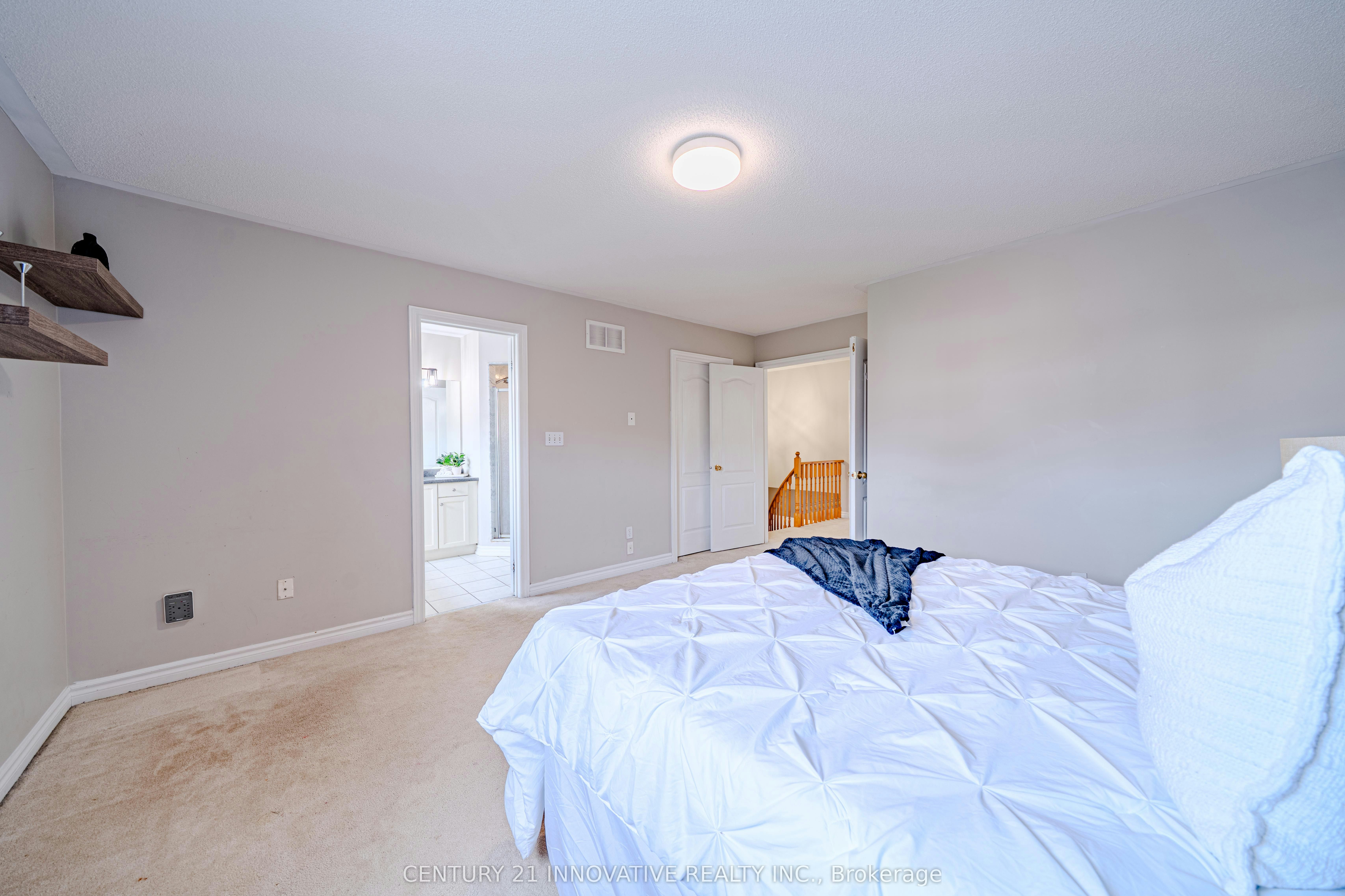 30 Castle Green Drive, Whitby, ON, L1R 2P9 - 28