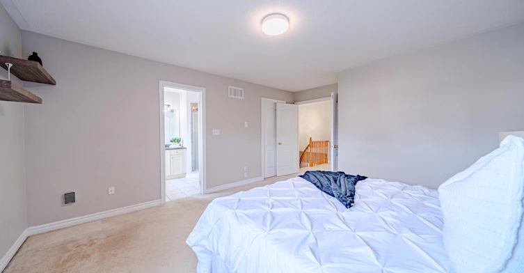 30 Castle Green Drive, Whitby, ON, L1R 2P9 - 28