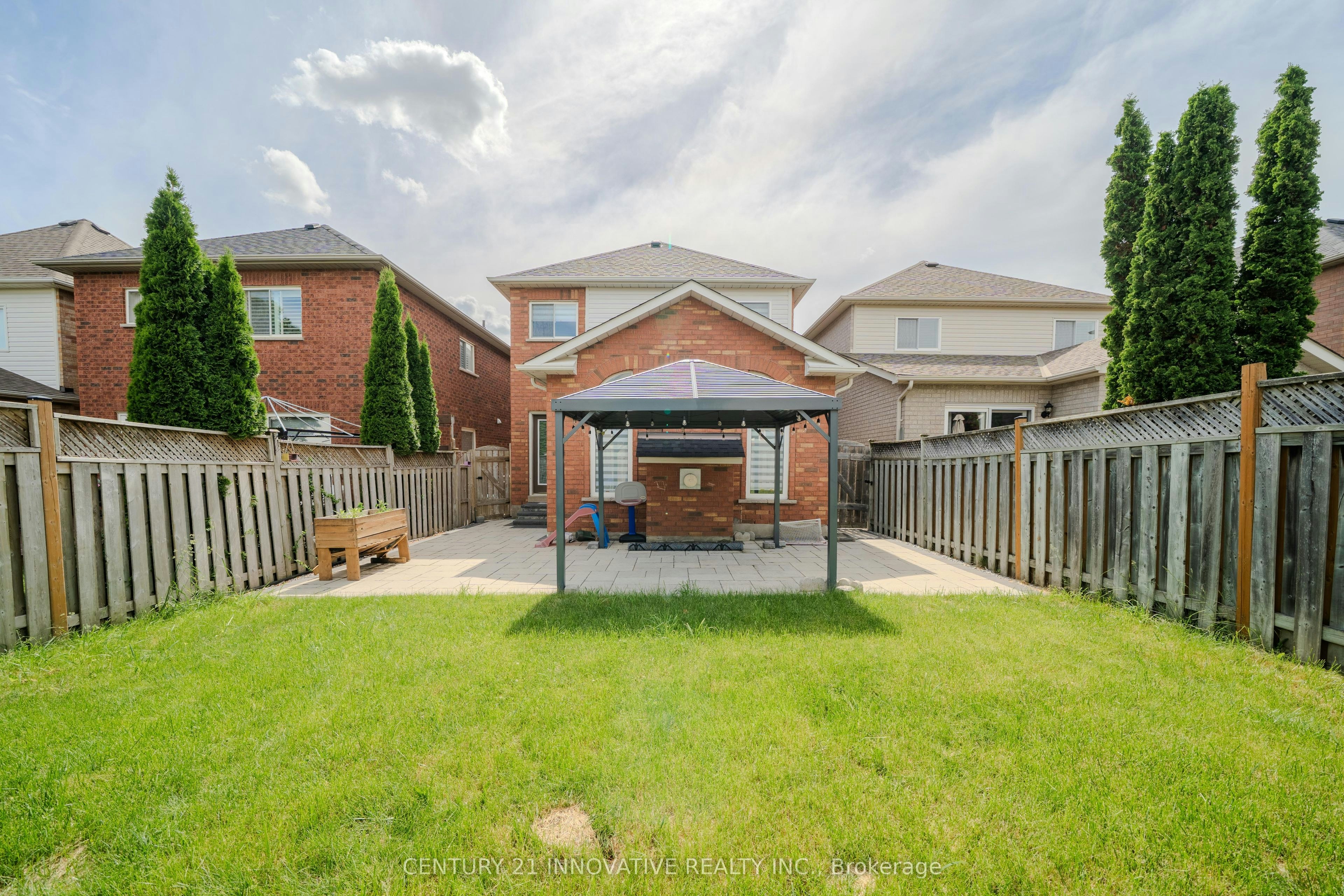 30 Castle Green Drive, Whitby, ON, L1R 2P9 - 45