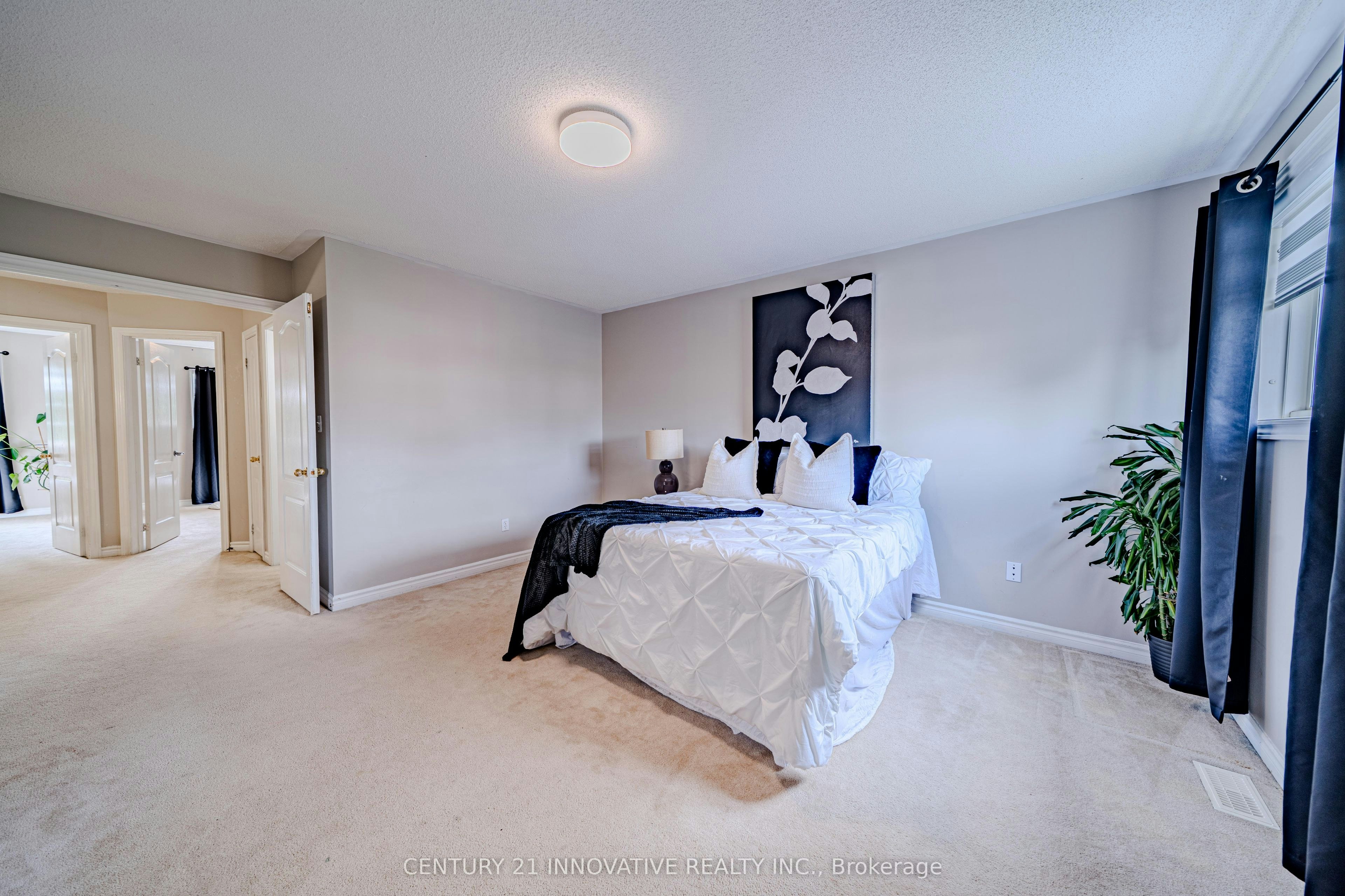 30 Castle Green Drive, Whitby, ON, L1R 2P9 - 27