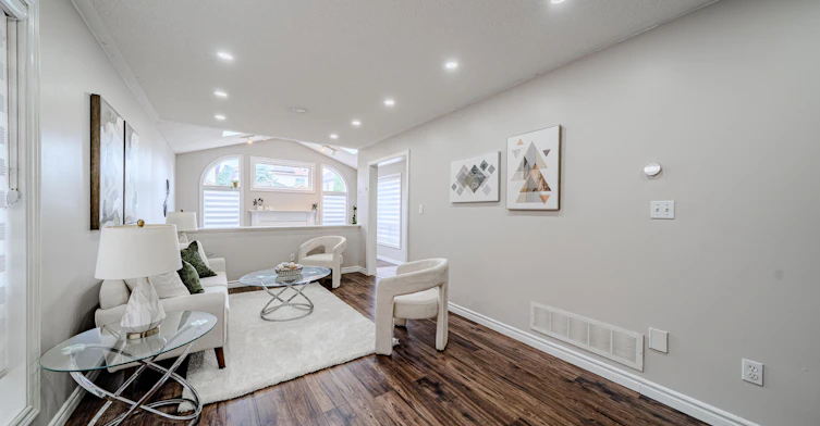 30 Castle Green Drive, Whitby, ON, L1R 2P9 - 10
