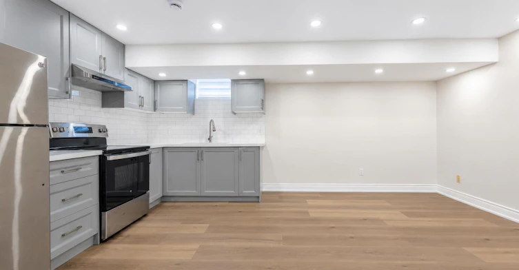 Bsmt-20 Gardens Crescent, Toronto, ON, M4B 1T5 - 6