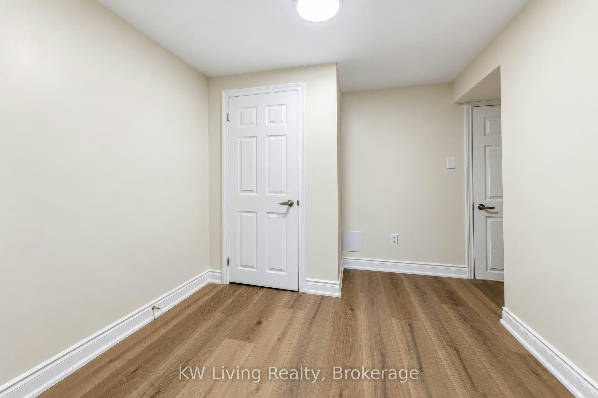 Bsmt-20 Gardens Crescent, Toronto, ON, M4B 1T5 - 11