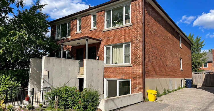 6-1089 Broadview Avenue, Toronto, ON, M4K 2S4 - 12