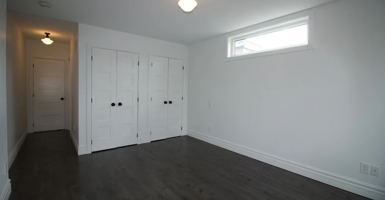 Upper-122 Boultbee Avenue, Toronto, ON, M4J 1B4 - 7