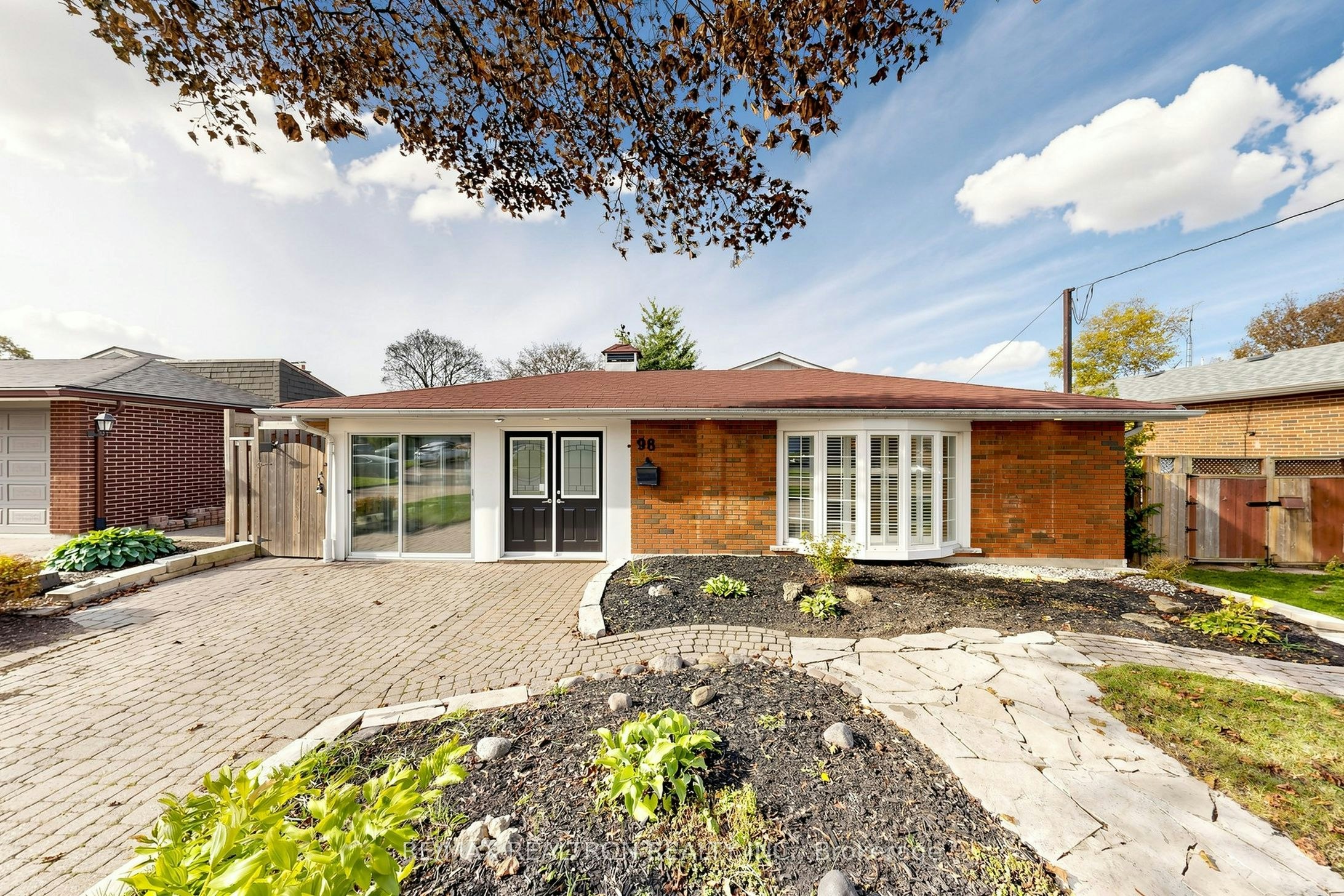 98 Thorncliffe Street, Oshawa, ON, L1H 7H2