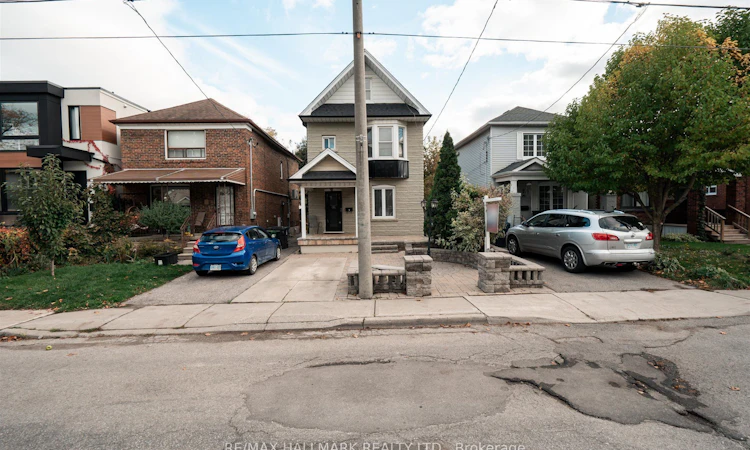 9 Savoy Avenue