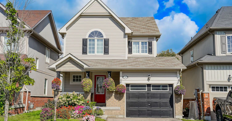14 Richard Davies Crescent, Clarington, ON, L1C 0N9