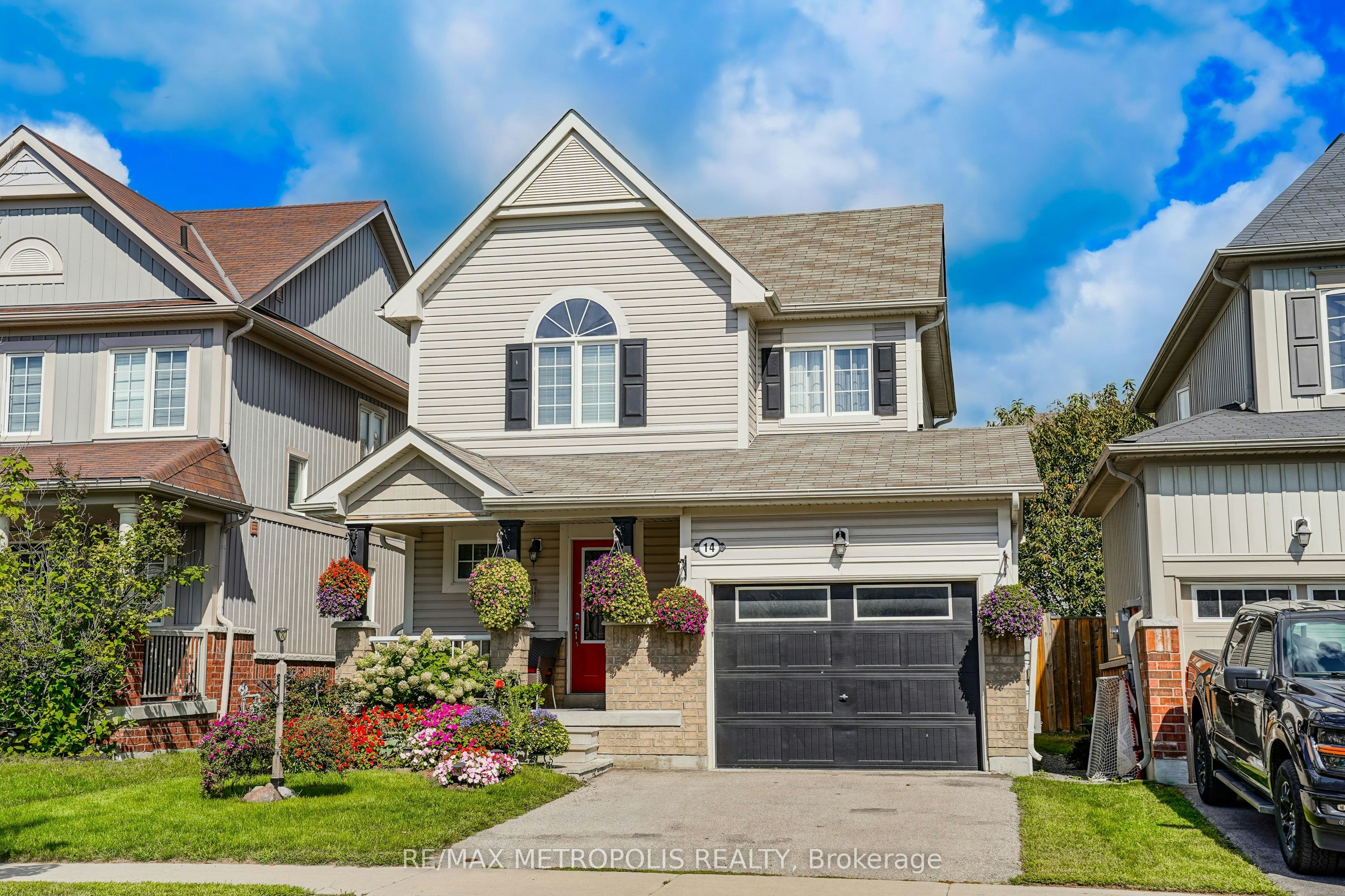 14 Richard Davies Crescent, Clarington, ON, L1C 0N9 - 2