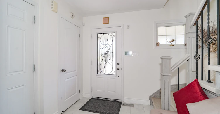 14 Richard Davies Crescent, Clarington, ON, L1C 0N9 - 19