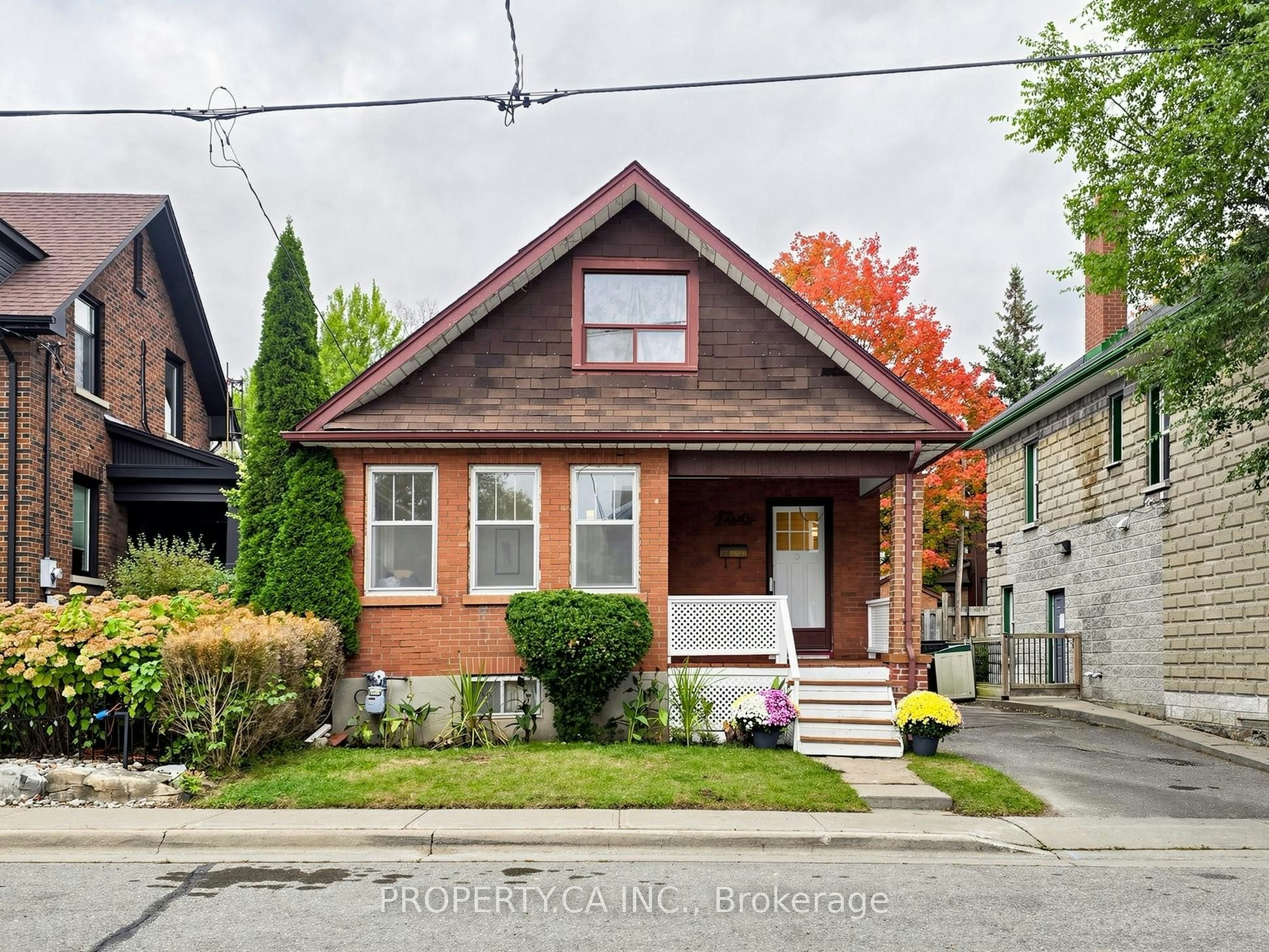 205 Dearborn Avenue, Oshawa, ON, L1G 5Z3