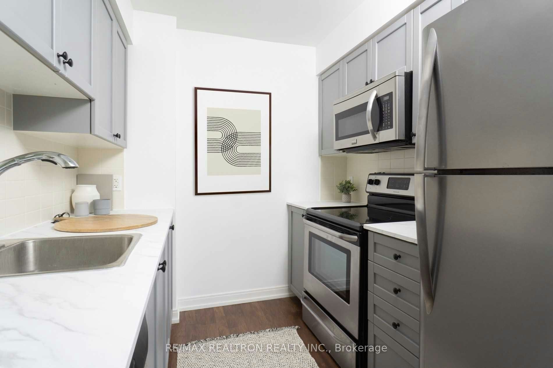 907-151 Village Green Square, Toronto, ON, M1S 0K5 - 4