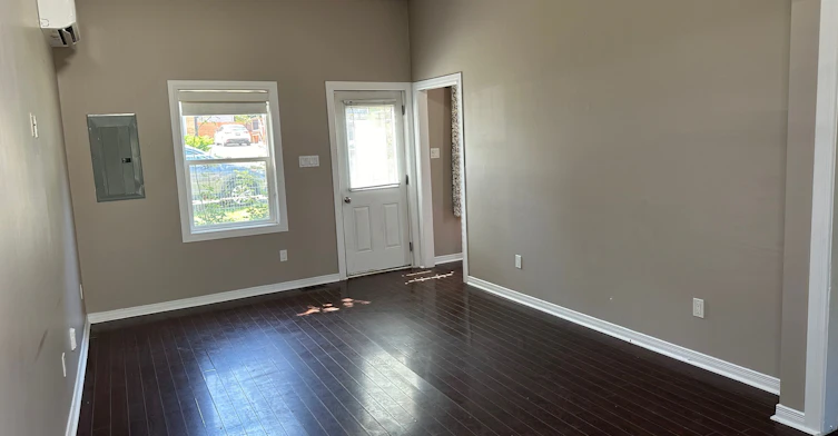 Unit B-1119 King Street, Whitby, ON, L1N 5A9 - 5