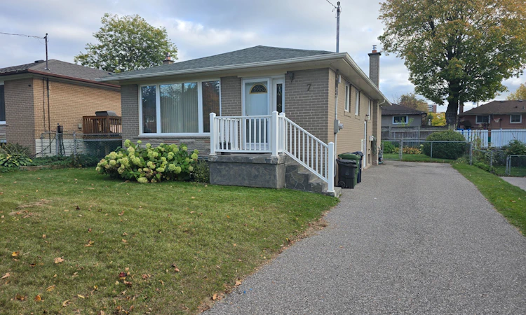 7 Scotchdale Avenue