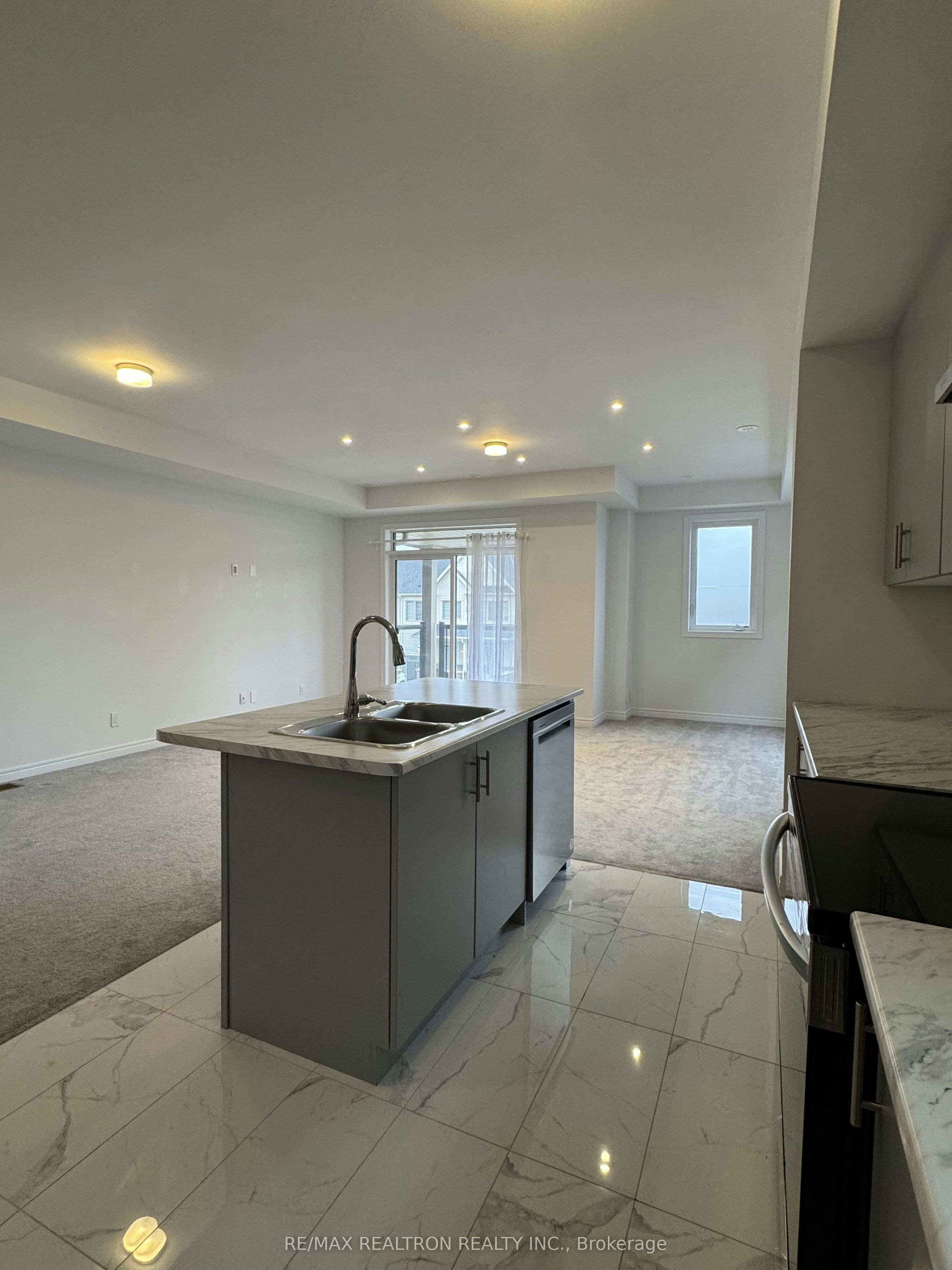 2031 Cameron Lott Crescent, Oshawa, ON, L1L 0S1 - 14