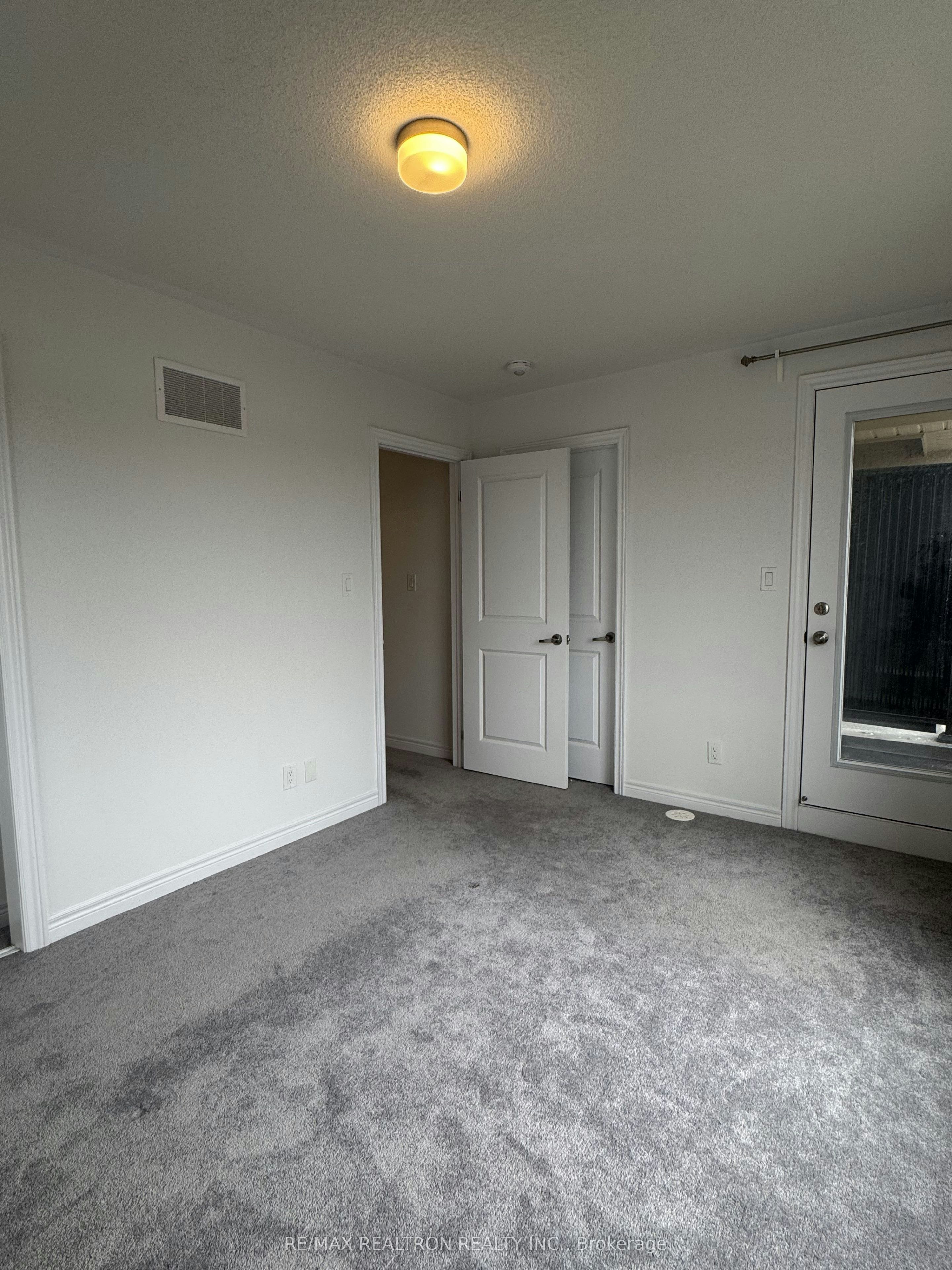 2031 Cameron Lott Crescent, Oshawa, ON, L1L 0S1 - 38